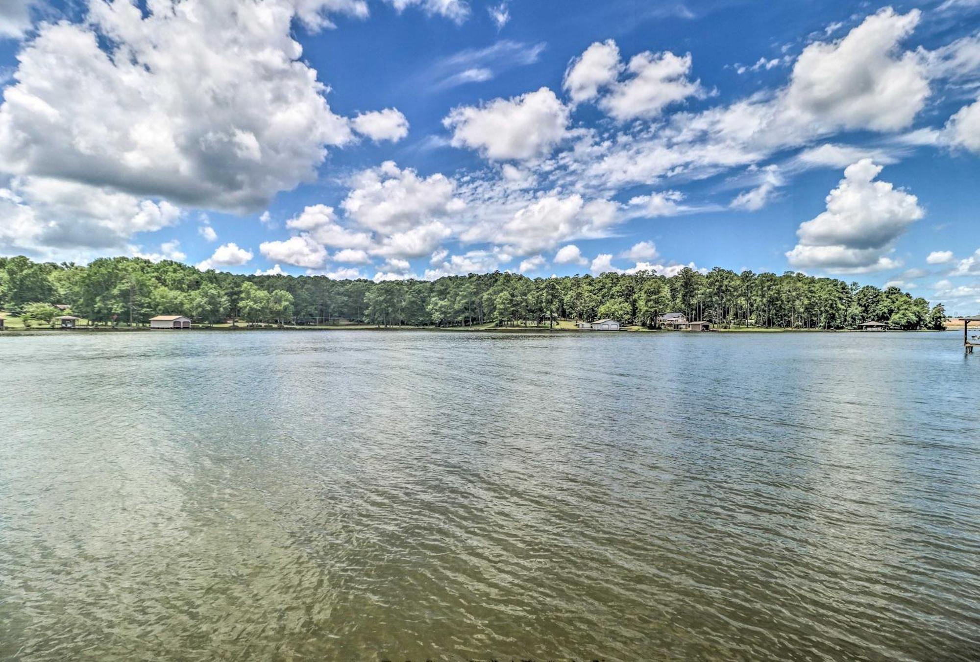 Waterfront Lake Sinclair Home With Boat Dock! ميلدغفيل المظهر الخارجي الصورة
