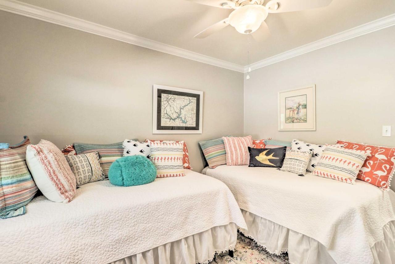Waterfront Lake Sinclair Home With Boat Dock! ميلدغفيل المظهر الخارجي الصورة
