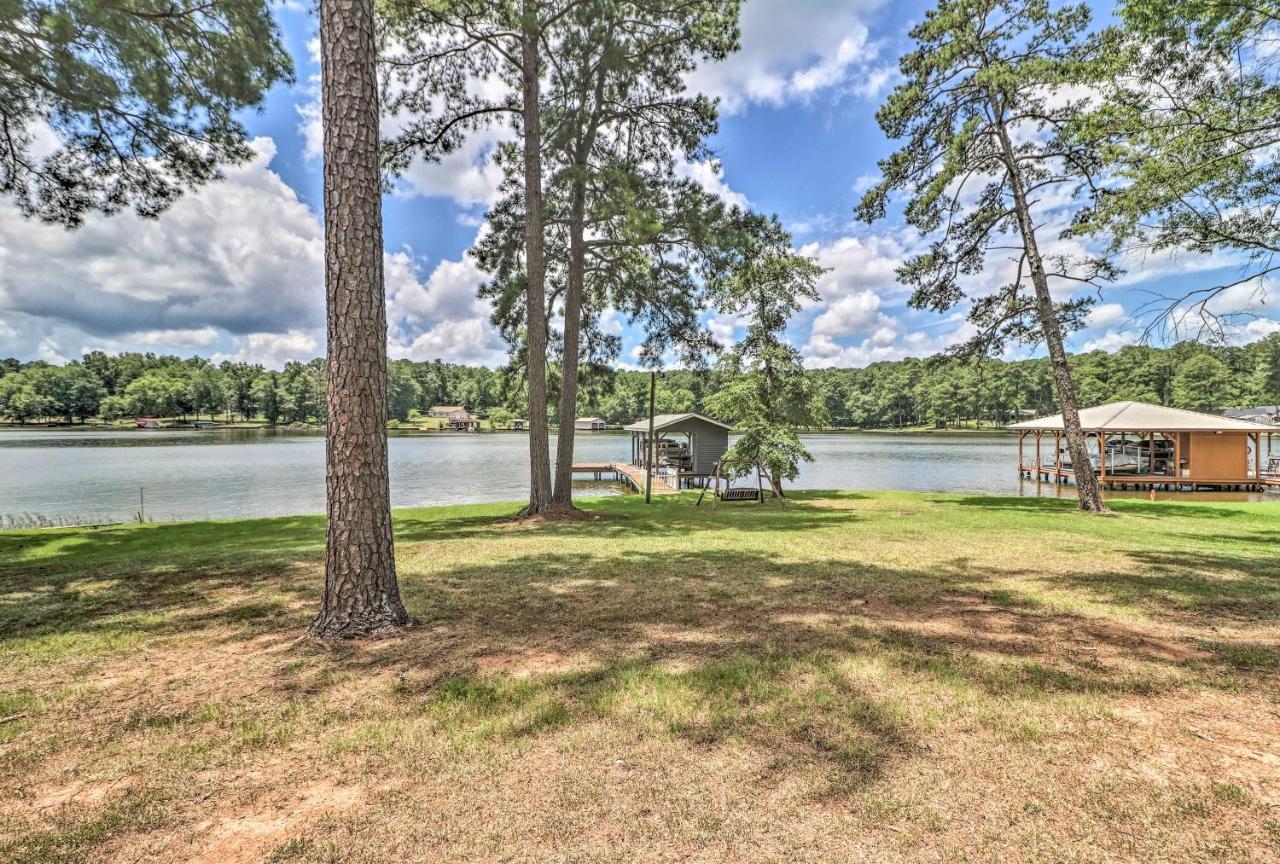 Waterfront Lake Sinclair Home With Boat Dock! ميلدغفيل المظهر الخارجي الصورة